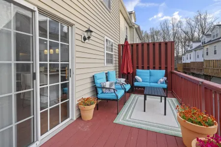 Experience Elevated Comfort: Luxe Breeze Townhouse.