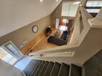 Relaxing lake front home with beautiful view on the lake, sleeps 7.