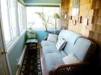 Cottage near bay beach- 1 Bd/1Ba