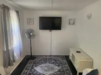 Newfound Lake Cozy Cottage Hotels in Bristol