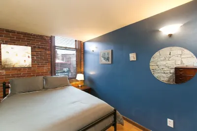 MainStreetLocation|GirlsNight|Families|Pets|FoodMusicShopArtExploreBikeFunPlay!! Отели рядом с достопримечательностью «Historic Lift Stillwater Bridge»