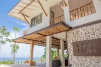 Ocean-View Villa w/ Infinity Pool @ Santa Teresa