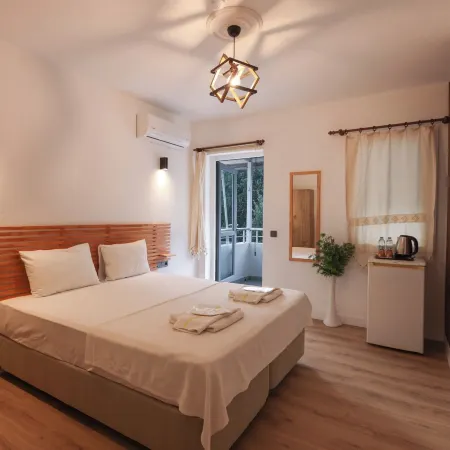 Yalıyanı Pansiyon