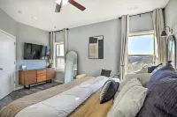 Reeds Spring Condo about 3 Mi to Silver Dollar City! - Parkering