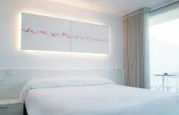 Paraiso Beach by LLUM - Adults Only Hoteles en Es Canar