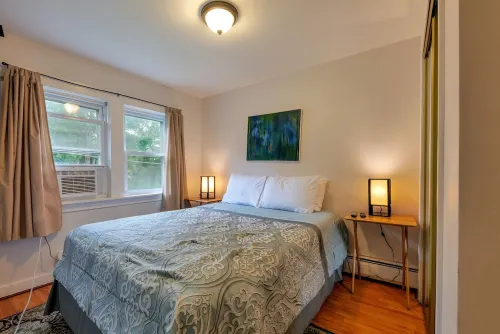 Clean & Cozy 1BR Apt#4 w/Full Kitchen & Private Bath 엘스워스 호텔