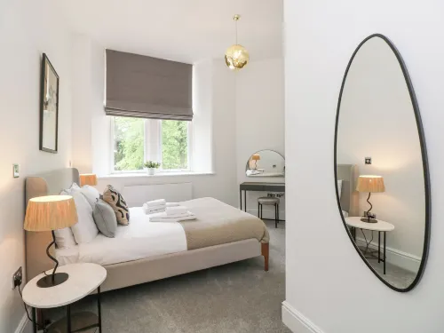 The Elizabeth Suite Stone Cross Mansion