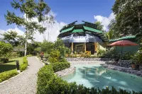 Yaba Chigui Lodge - Pools