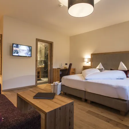 Hotel Bergblick 4 Sterne Superior Hotels in Fiss