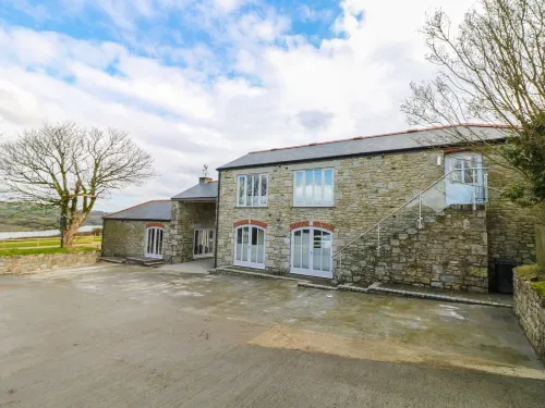 Dexter Hotels in Budock