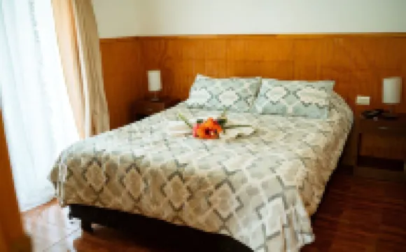 卡瓦尼亞斯外拉旅館