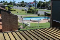 Sun Plaza Motel - Mackay - piscina