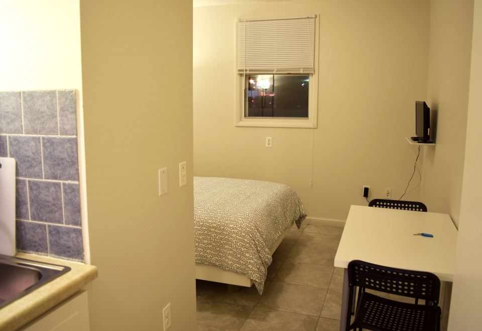 Detroit Vacation Rentals - Housity