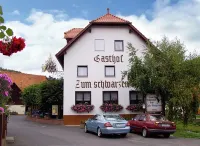 Gasthof Zum Schwarzen Roß Hotels in Zeitlofs