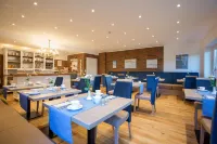 Hotel Das Kleine Glück - Adults Only - breakfast