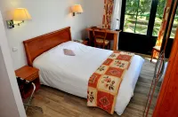 Logis Hotel Beau Rivage Hotels in Mayenne