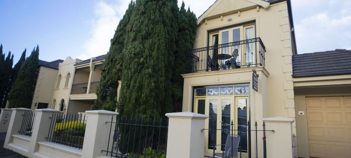 Banyan Place Hotels in Warrnambool