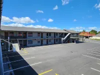 Auto Lodge Motel Hotels in Hamilton