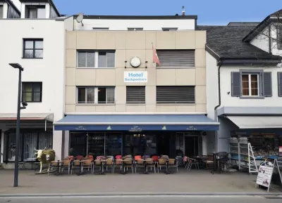 Zak Neuhausen Hotel a 