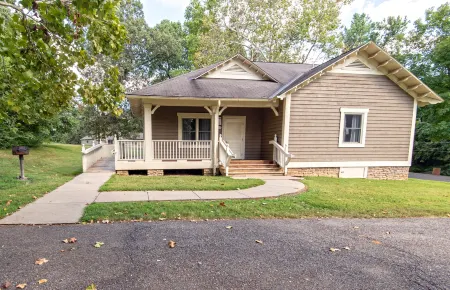 Kentucky DAM Village State Resort Park