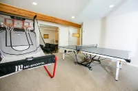 Nederland Getaway 4 Bedroom Home by RedAwning - Homestays