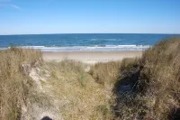 Mermaids & Mutts 3 Bedroom Bungalow by RedAwning Hotels in Norfolk