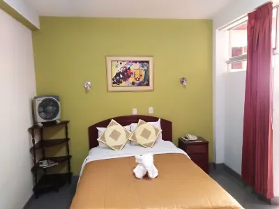 Hotel Plaza Bolognesi 344 โรงแรมใน