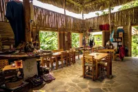 Eco-Hotel Mayachik - parking