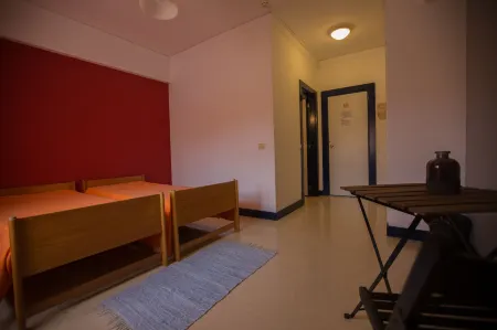 HI Ovar - Pousada de Juventude Отели в г. Овар