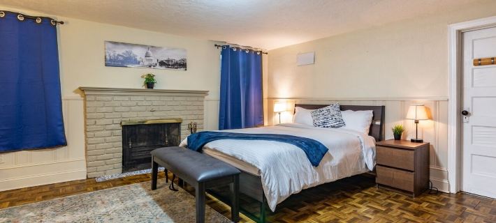 Spacious 4Br CozySuites in Old Town Alexandria Hotele w: Alexandria