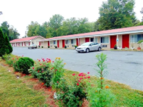 Red Carpet Inn Duncannon Hotels in Perry County