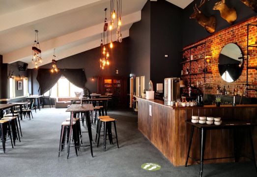 스레드보 리버 인 객실