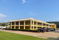Majestic Inn