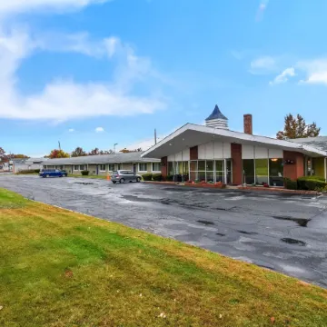 Monticello Inn- Framingham/ Boston