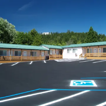 Evergreen Lodge