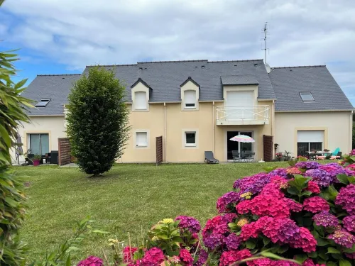 Beautiful apartment close to the sea