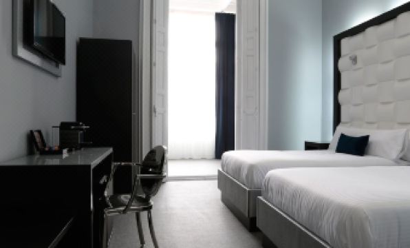 Amra Barcelona Gran Via