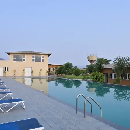 Elegant Waterfront Resort