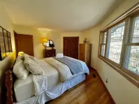 Unique Round House on Beech Mtn -Ski, Hike, Golf, Fish-Near Wineries & Parkway 비치 마운틴 호텔