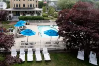Colonial Inn - Beach