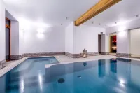 Zamek Księża Góra - Pools