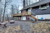 Fire Pit + Community Perks: Gouldsboro Cabin! - gimnasio