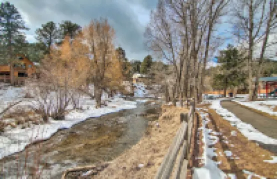 Near Red Rocks, Hiking & Skiing: Kittredge Condo!
