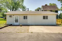 Zanesville Vacation Rental 2 Mi to Downtown! - Parkering