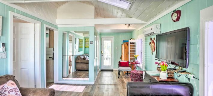 'Sea Turtle Suite' Condo w/ Clearwater Beach Views Hotels in Pinellas County