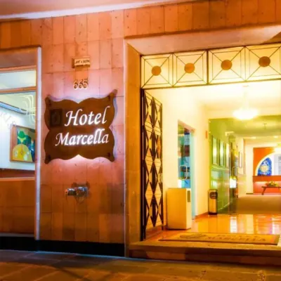Hotel Marcella Clase Ejecutiva โรงแรมใกล้Tarascas Fountain