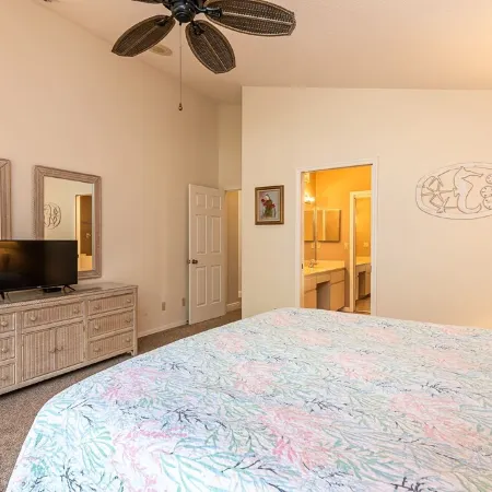 Jupiter Inlet Village House W/Pool - Walk to the Beach, Inlet, Pelican Club