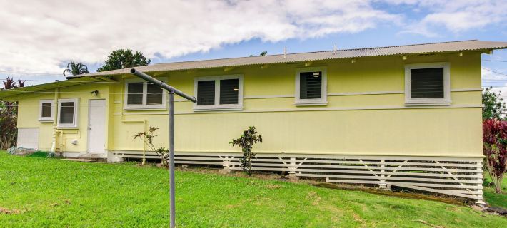 Charming Historic Hilo House Minutes to Beach! Hotels in Хіло