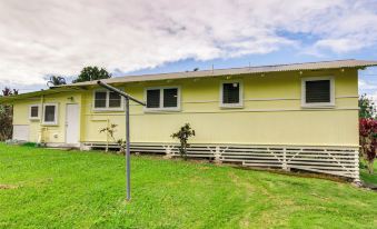 Charming Historic Hilo House Minutes to Beach!