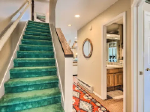 Eclectic Home w/ Deck: 4 Miles to Ski Cloudcroft! Hotels in Cloudcroft